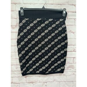 Express mini skirt size medium